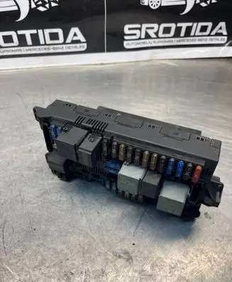 Mercedes-Benz E W211 Fuse module 0035455901