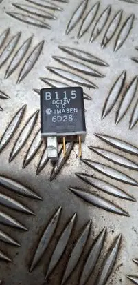 Mazda 3 I Other relay B115 6D28