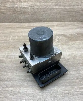 BMW 5 E60 E61 ABS Pump 6777878 6777880 6768550