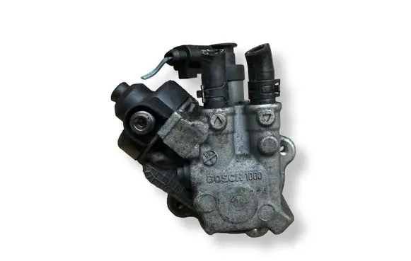 Audi A4 S4 B8 8K Fuel injection high pressure pump 0445010507 03L130755
