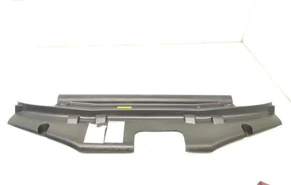 Engine bonnet/hood lock trim molding