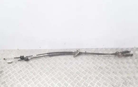 Volvo S40, V40 Gear shift cable linkage 30614219