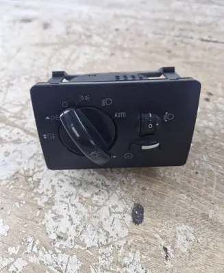 Ford Focus C-MAX Light switch 4M5T13A024CA