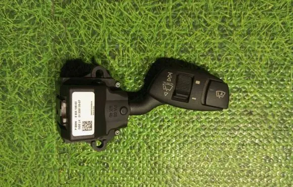 BMW M5 Wiper control stalk 6924106