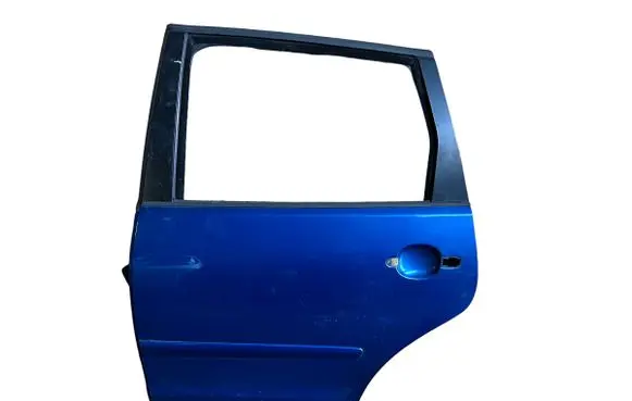 Volkswagen Polo IV 9N3 Rear door 6q6833311