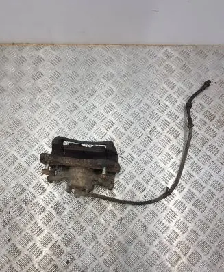 Mitsubishi L200 Front brake caliper