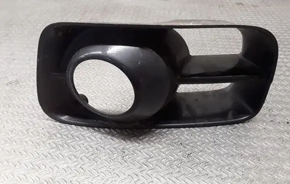 Honda Accord Front fog light trim/grill 