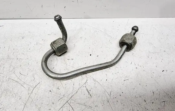 Nissan Qashqai Fuel injector supply line/pipe 1668300QAE
