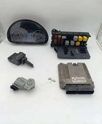 Volkswagen Crafter Engine ECU kit and lock set 03L906012L 0281017664 A0009003200