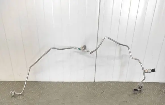 Renault Express Air conditioning (A/C) pipe/hose 924404927R