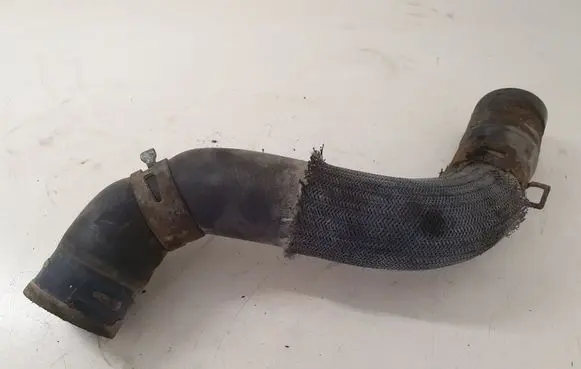 Suzuki Grand Vitara II Engine coolant pipe/hose