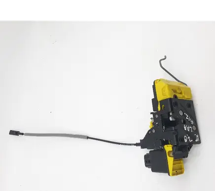 Volvo XC70 Rear door lock 