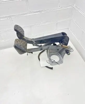 Mercedes-Benz ML W163 Clutch pedal 163290013 012782054354 2022900112