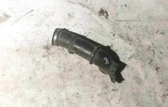 Volvo V50 Air intake hose/pipe 7689484400