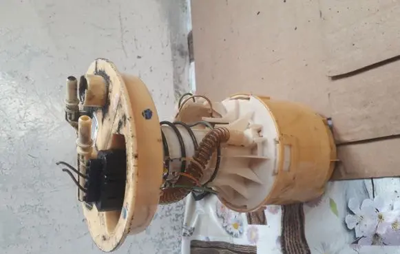 Volvo V50 In-tank fuel pump D1763766AJ