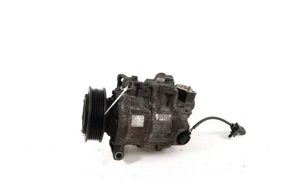 Volkswagen Transporter - Caravelle T5 Air conditioning (A/C) compressor (pump) 7E0820803G