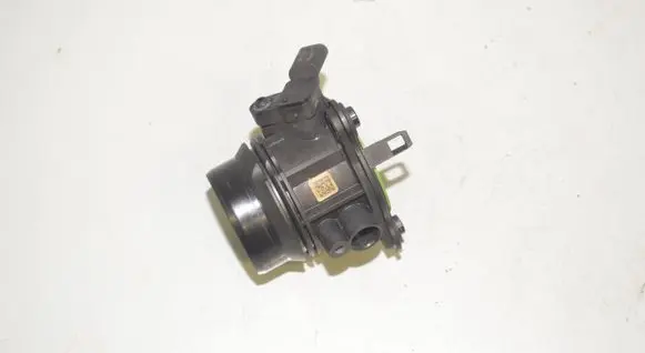BMW 2 Active Tourer U06 Other engine bay part 8489559 13718489559