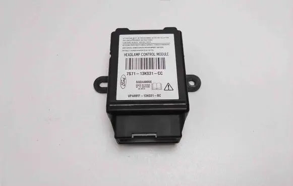 Ford Kuga II Light module LCM 7S7113K031CC