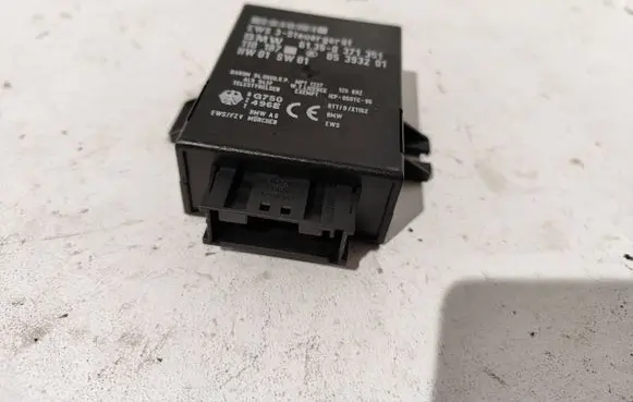 BMW 5 E39 Other relay 61358371351