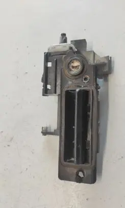 Tailgate/trunk/boot lock/catch/latch