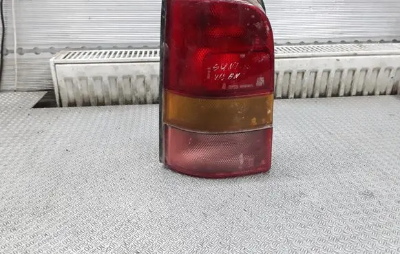 Nissan Sunny Rear/tail lights 22024555
