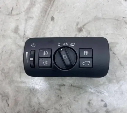 Volvo V70 Light switch 30739414 04066322