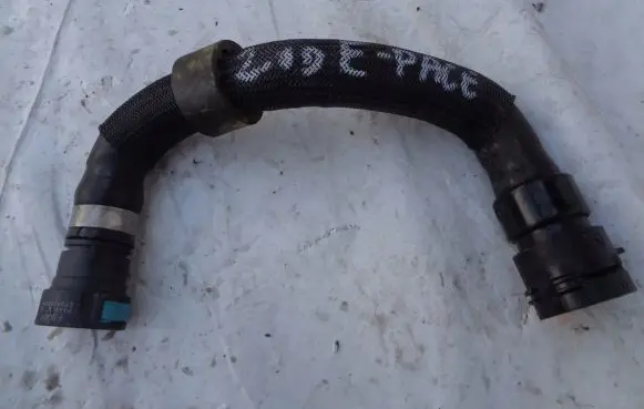 Jaguar E-Pace Engine coolant pipe/hose GJ328B160AA