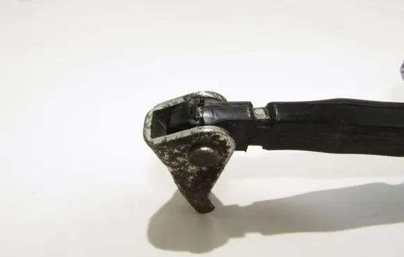 Mitsubishi Pajero Front door check strap stopper kodo