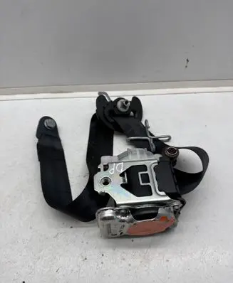 Citroen DS4 Front seatbelt 98217733XX 02122017 502UKAM151