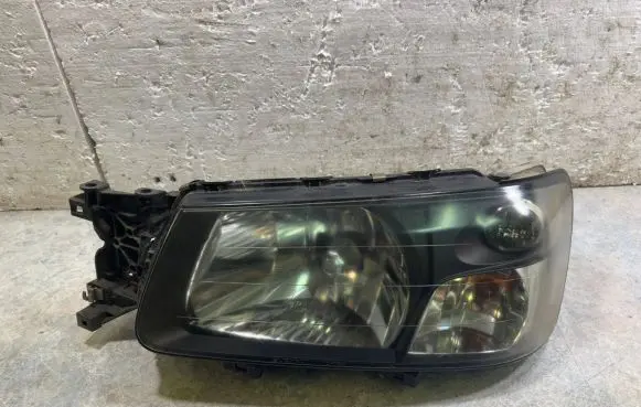 Subaru Forester SG Headlight/headlamp HCR108 12V6055WH 12502HC