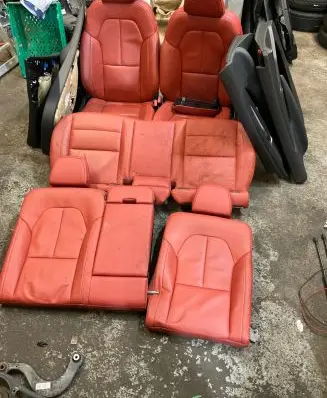 Seat set