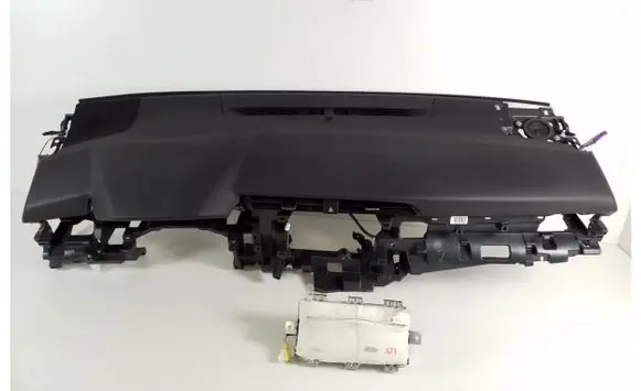 Toyota Camry VIII XV70 Dashboard