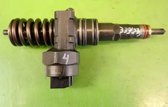 Ford Galaxy Fuel injector 0414720018 038130073R