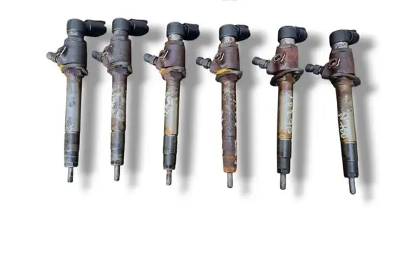Land Rover Range Rover Sport L320 Fuel injector 7H2Q-9K546-CB