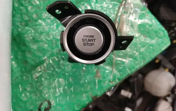 Hyundai Tucson TL Engine start stop button switch 95430D3500 1809083 TEKK1A0033