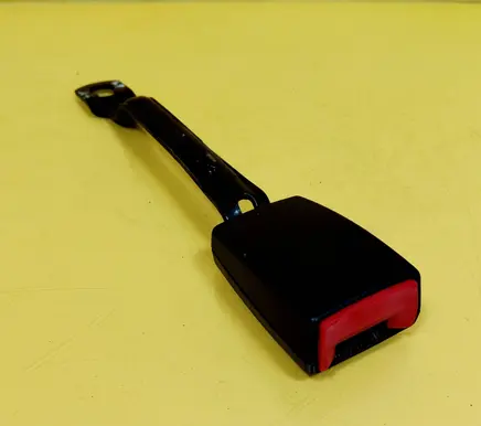 Audi A4 S4 B5 8D Front seatbelt buckle 8D0857755