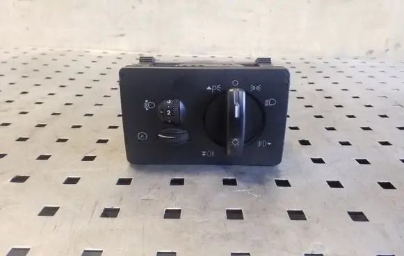 Ford Kuga I Light switch 7M5T13A024BA