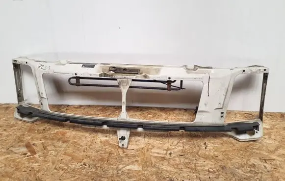 Volkswagen II LT Radiator support slam panel