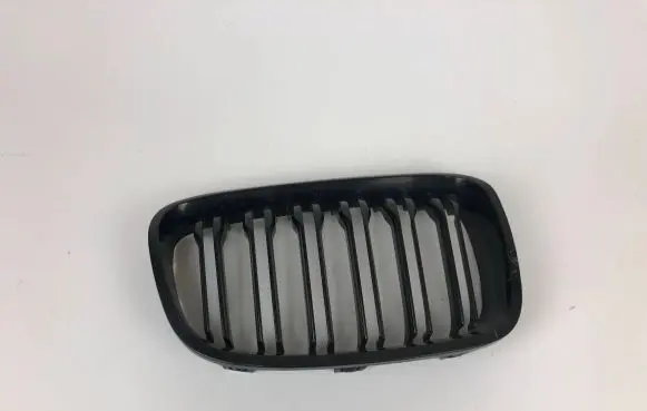 BMW 1 F20 F21 Front bumper upper radiator grill