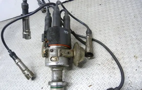 Audi 80 90 B3 Spark distributor 0237020198