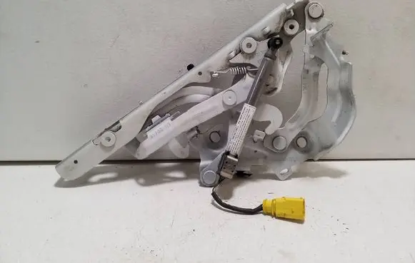 Audi TT TTS RS Mk3 8S Engine bonnet/hood hinges 8S0823823 8S0823301D