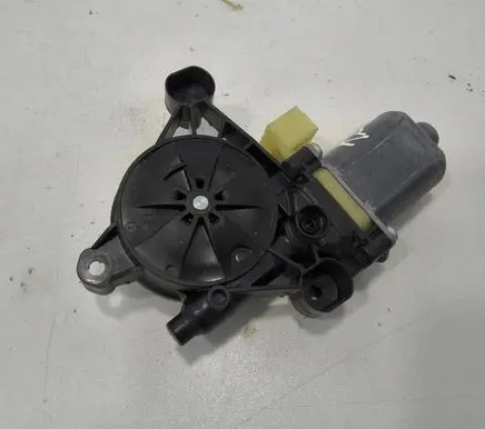 Seat Leon (5F) Rear door window regulator motor 5Q0959801B