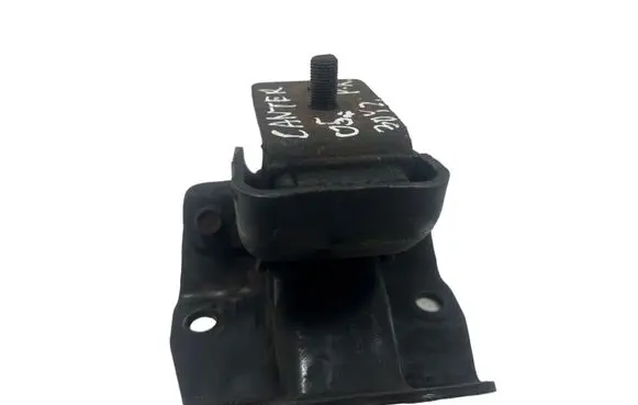 Mitsubishi Canter Engine mount bracket