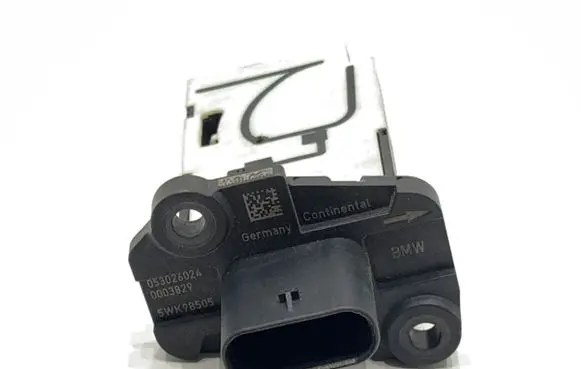 BMW 2 F45 Mass air flow meter 8570107