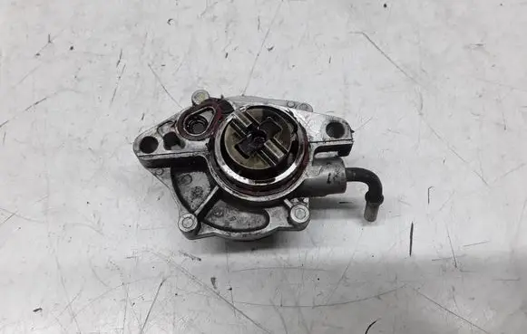 Peugeot 206 Vacuum pump 9637413980 02T0570576