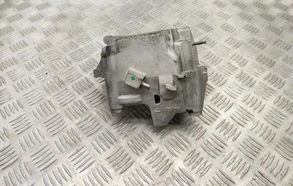 Toyota Proace Fuel filter bracket/mount holder 9804498180