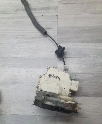 Audi A6 S6 C7 4G Front door lock 8j1837016 STTT763