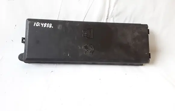 Land Rover Range Rover Sport L320 Fuse box cover 490000072