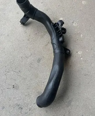 Intercooler hose/pipe