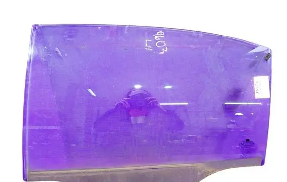 Chevrolet Evanda Front door window glass four-door 